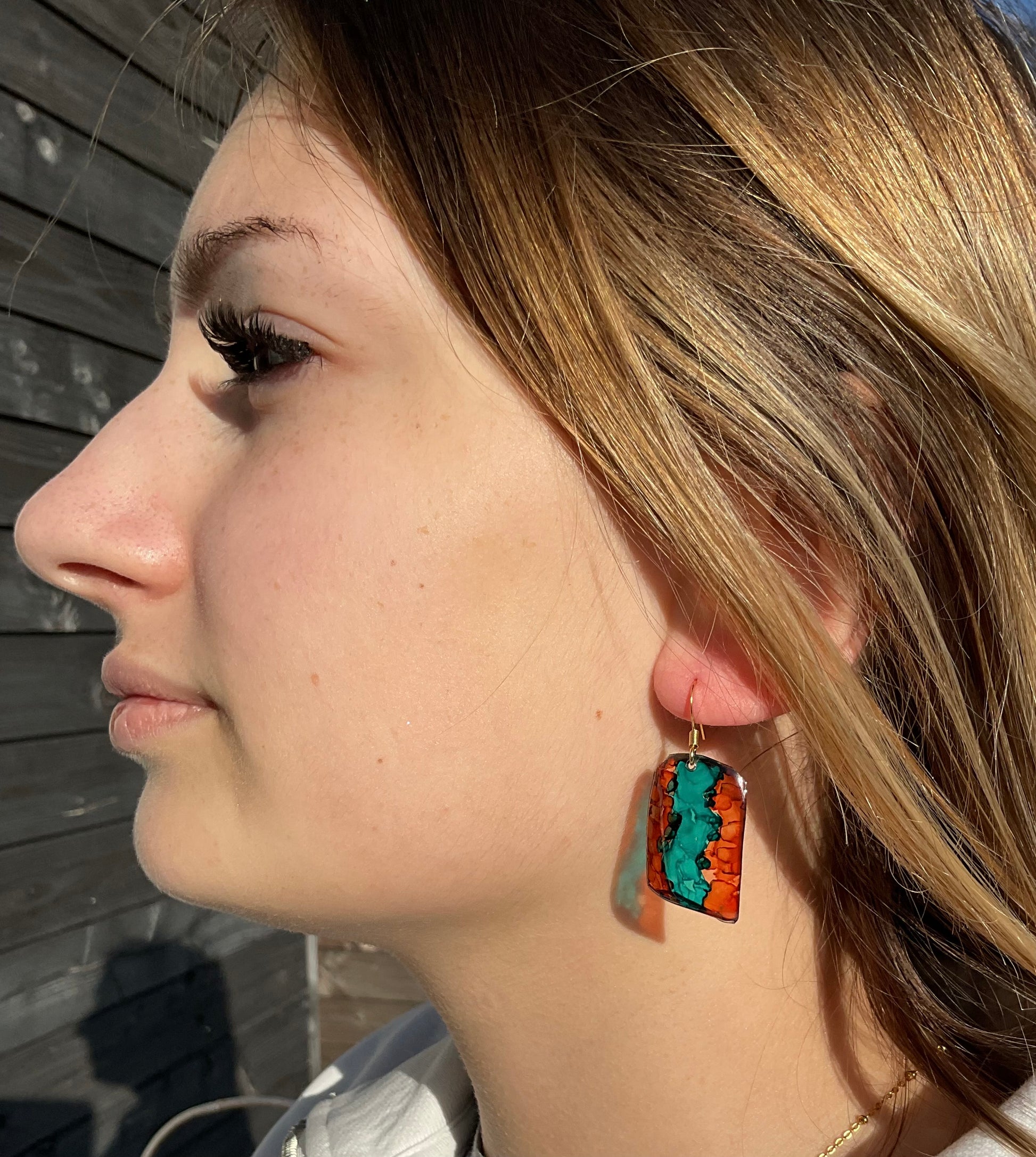 boucles upcyclees marron et turquoise, forme rectangulaire